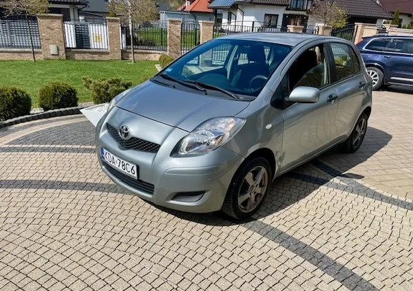 Toyota Yaris cena 17900 przebieg: 203642, rok produkcji 2011 z Tarnów małe 191